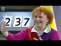 Une candidate finlandaise aux élections européennes tente de parler français