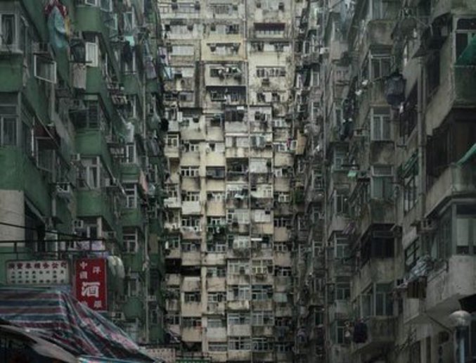 Des immeubles insalubres dans un pays asiatique, et vous, où vivez vous ?
