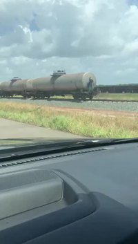 Il lui défonce l'arrière train 