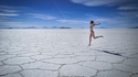 Pendant de ce temps, dans le désert d'Uyuni...