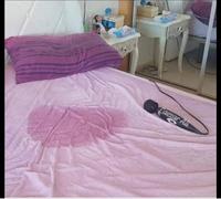 Passer la nuit à chanter des chansons tristes au karaoke.