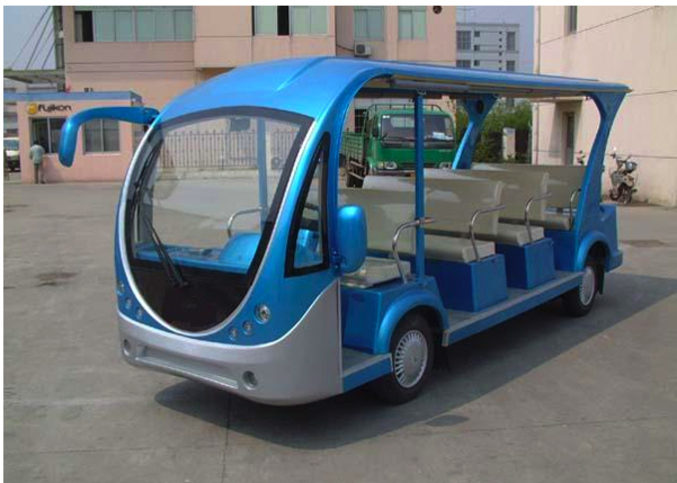 Un bus pour terrain de golf.