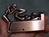 Une mollette de briquet originale