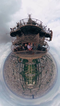 On pourrait croire à un selfie... Mais non