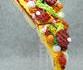 Une part de pizza en lego