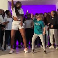 Synchro tribal dance