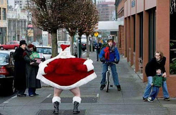 Le père Noël vous offre ce petit moment.