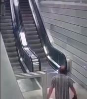 Escalator dangereux