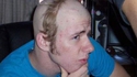 Mon coiffeur est en prison.