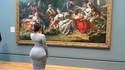 Une émule de Kim Kardashian se cul-tive !