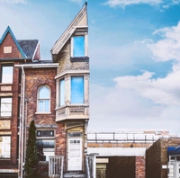 Une demi maison