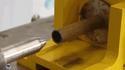 Tube se faisant entuber