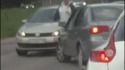 On a dit, pas au VOLANT!