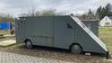 Attention ! Ceci est une sculpture, et non un prototype de camionnette Tesla