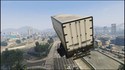 Cascade en semi-remorque dans GTA V