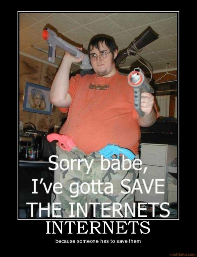 Il vient sauver les internets.