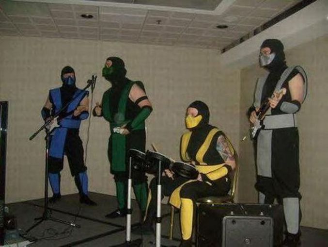 Un groupe de musique trop Mortal... Kombat !