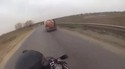 Le risque du motard quand il remonte une file