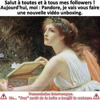 1er unboxing de l'Histoire 