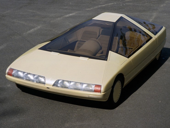 Curieux concept-car dévoilé au salon de Paris en 1980, de forme pyramidale, il a été dessiné par Trevor Fiore. Ce véhicule a 3 places, le conducteur est assis au centre devant les deux passagers. (Wiki)