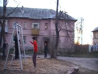 2 Russes sur une balancoire