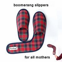 Pantoufle boomerang