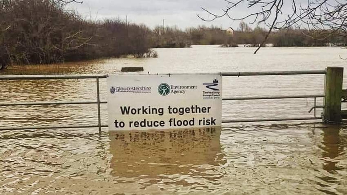 à réduire le risque d'inondation.
