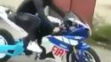 Quand Magnussoren s'essaye à la moto