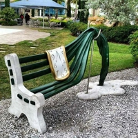 Dali inspire le mobilier urbain
