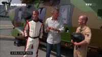 Duel Porsche 911 Turbo S contre hélicotère