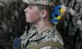 Faut pas exagérer ! Soldate ukrainienne...