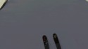 Il enchaîne les sauts en ski