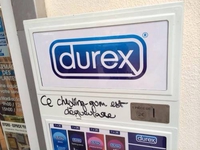 Aux détours des rues