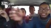 Attention, enfants au volant