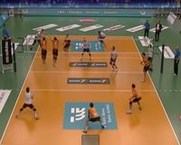 Triple headshot au volley-ball