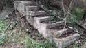 Un escalier dans les bois