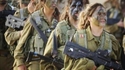 Soldats de l'armée israélienne à l'exercice, maquillage de camouflage inclus