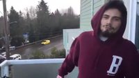 Un balcon et de l'alcool