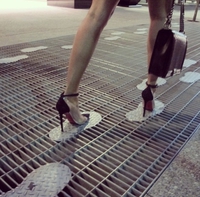 Finis les talons coincés...