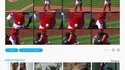 Une balle se colle au plastron d'un receveur pendant un match de baseball 