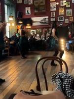 Joyeuses fêtes du voisin du dessous 