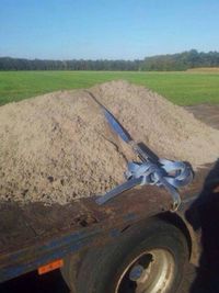 La méthode pour transporter du sable