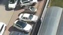 Coincé par une voiture...