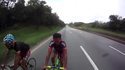 Deux cyclistes à 124 km/h sur l’autoroute