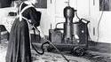 1906, les premiers aspirateurs...