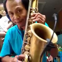 Il interprète Titanic de manière incroyable 