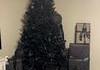 Sombre Noël, pour la famille Addams sans doute ????