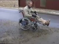 Chaise roulante motorisée