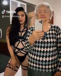 Mamy, tu peux m'aider stp ?