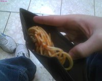 Je peux payer en spaghetti ?